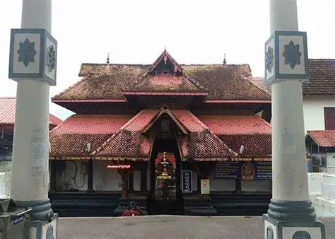 Ettumanoor temple tour from Coimbatore